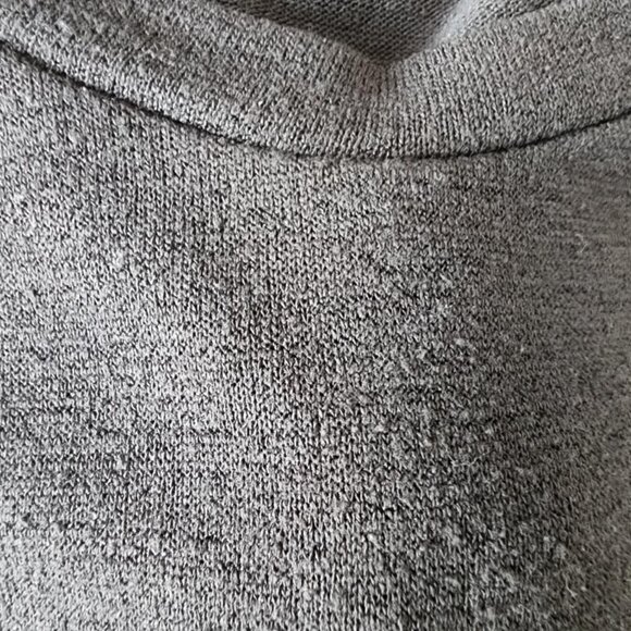 Aritzia Wilfred Free black long sleeve fitted t-shirt - Picture 3 of 7